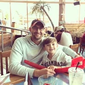 Meet your Posher, Sonio